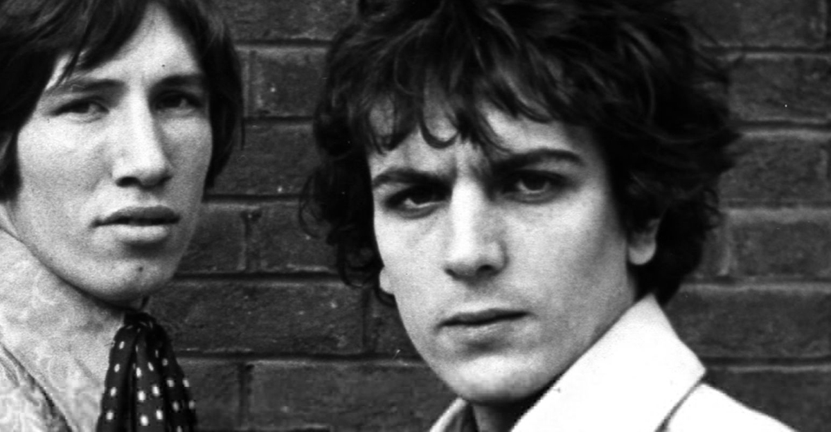 Pink Floyd 1967 with Syd Barrett, July 1968 issue of Hit Parader magazine