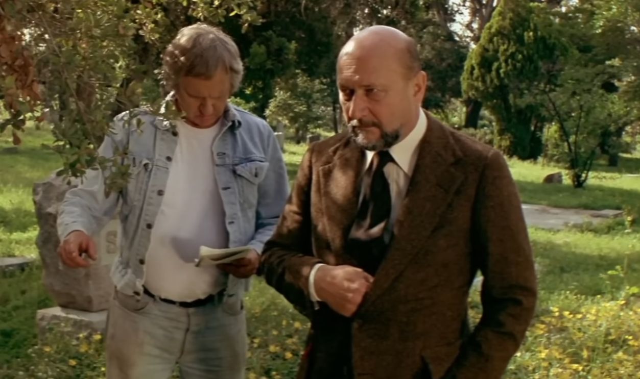 Screenshot from Halloween (1978)