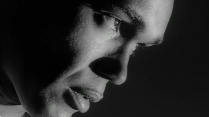 Screenshot of Duane Jones from - Night of the Living Dead (1968)
