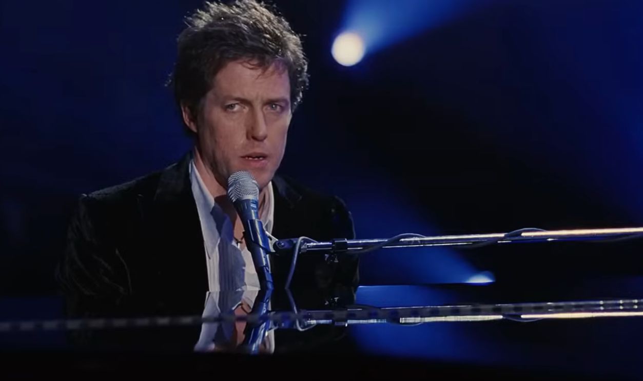 Screenshot from Music and Lyrics (2007)