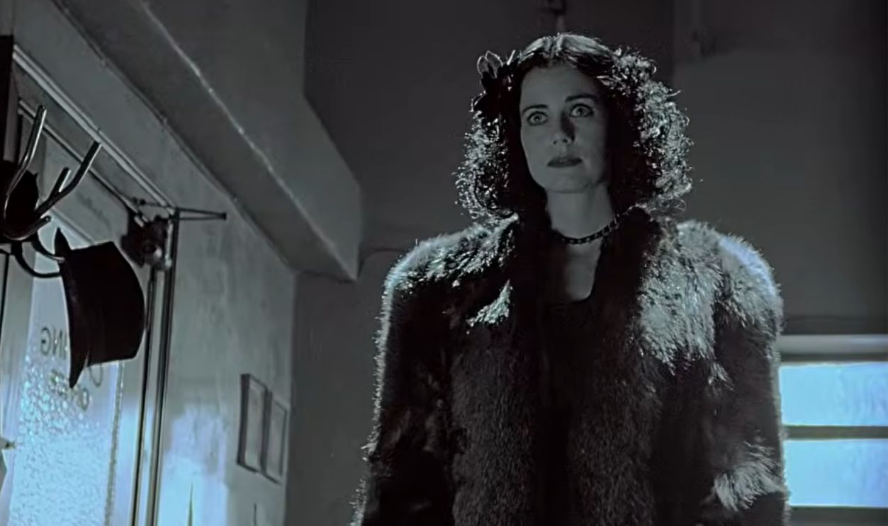 Screenshot from The Black Dahlia (2006)