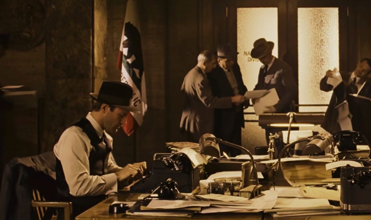 Screenshot from The Black Dahlia (2006)