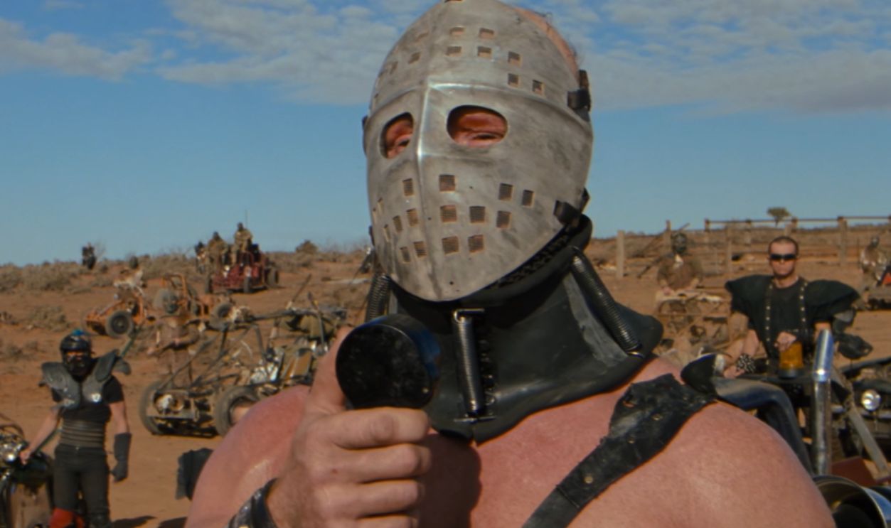 Screenshot from Mad Max 2: The Road Warrior (1981)