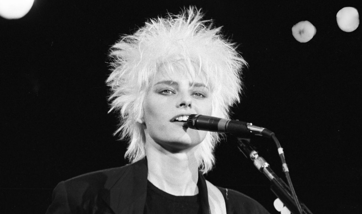 American Rock and Pop musician Aimee Mann, of the group Til Tuesday, performs onstage at Liberty State Park, New Jersey, 1985.