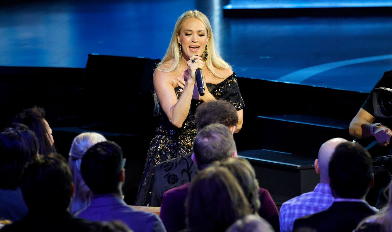 Carrie Underwood 2205962827