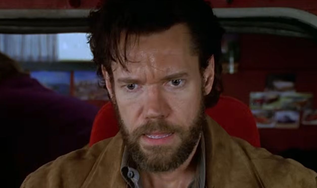 Screenshot from Black Dog (1998)