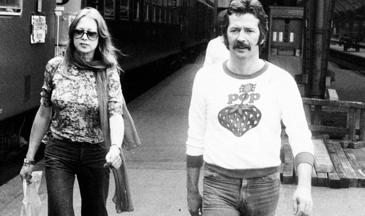 Eric Clapton with his girlfriend Patti Harrison, 1977