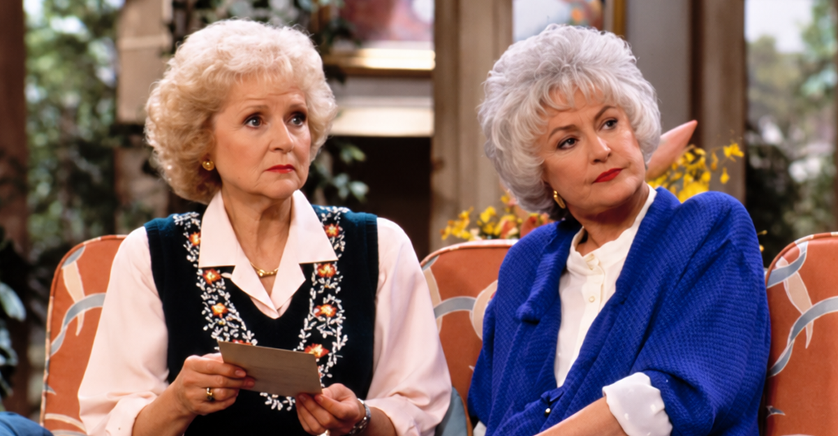 Screenshot of Betty White and Bea Arthur on The Golden Girls (1985-1992)