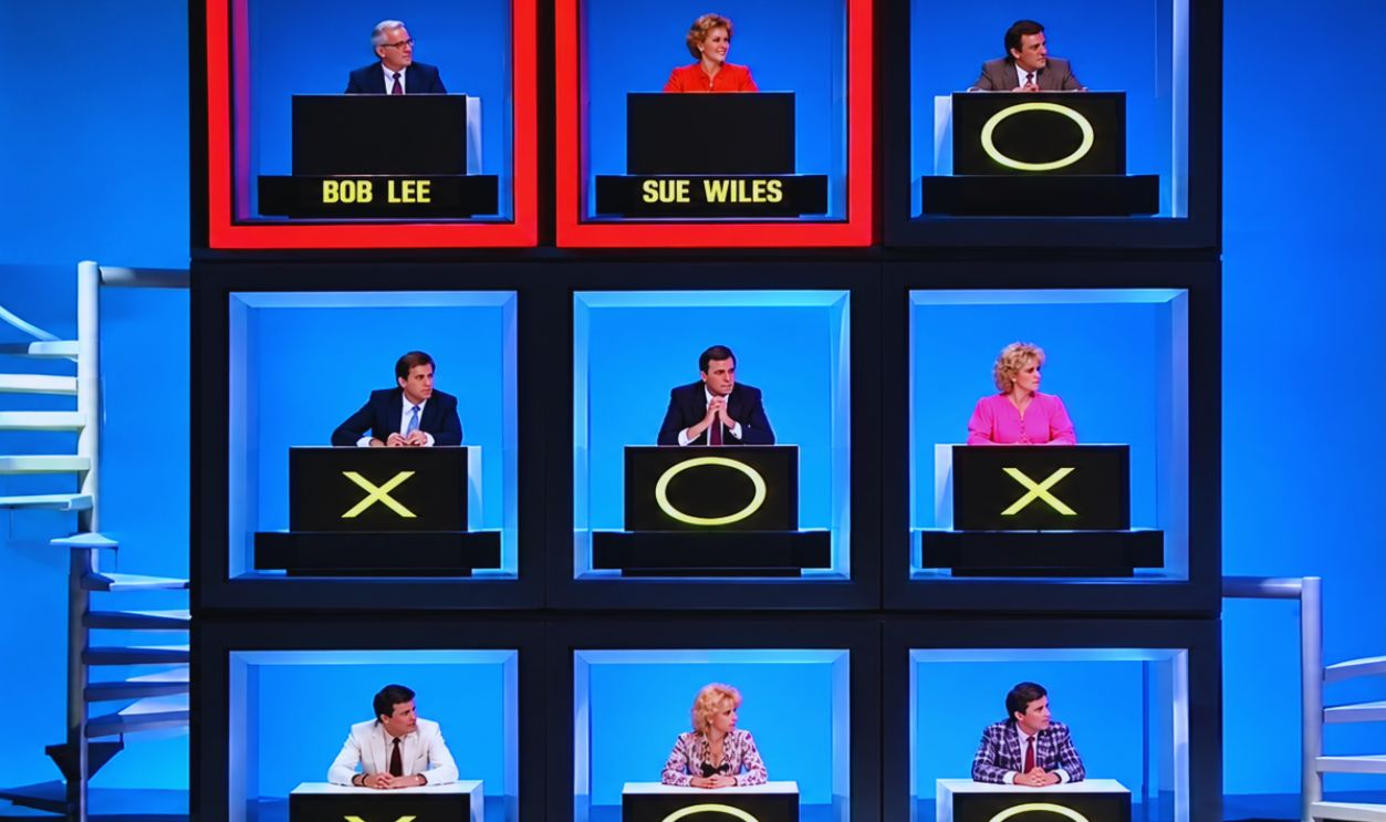 Screenshot from Hollywood Squares (1966–)