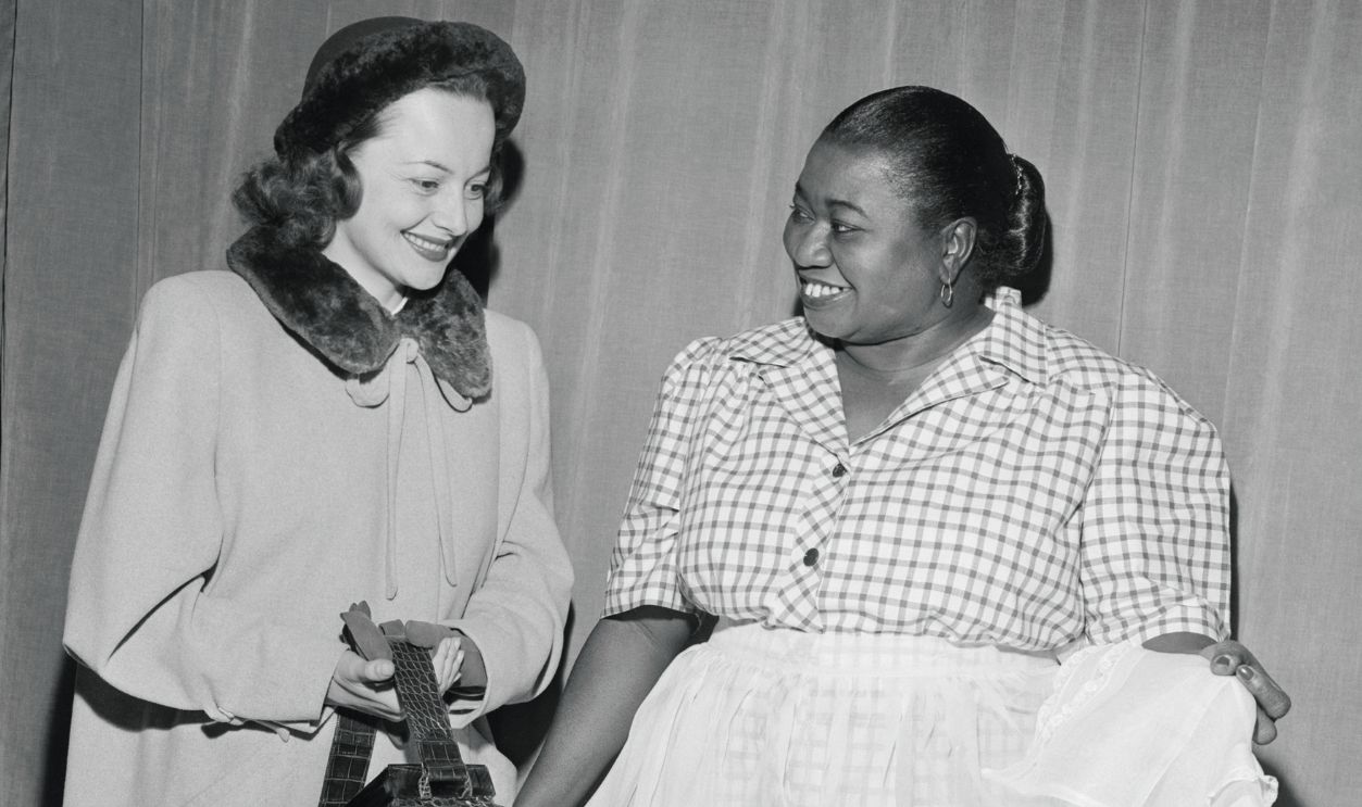 Olivia de Havilland Speaking with Hattie McDaniel