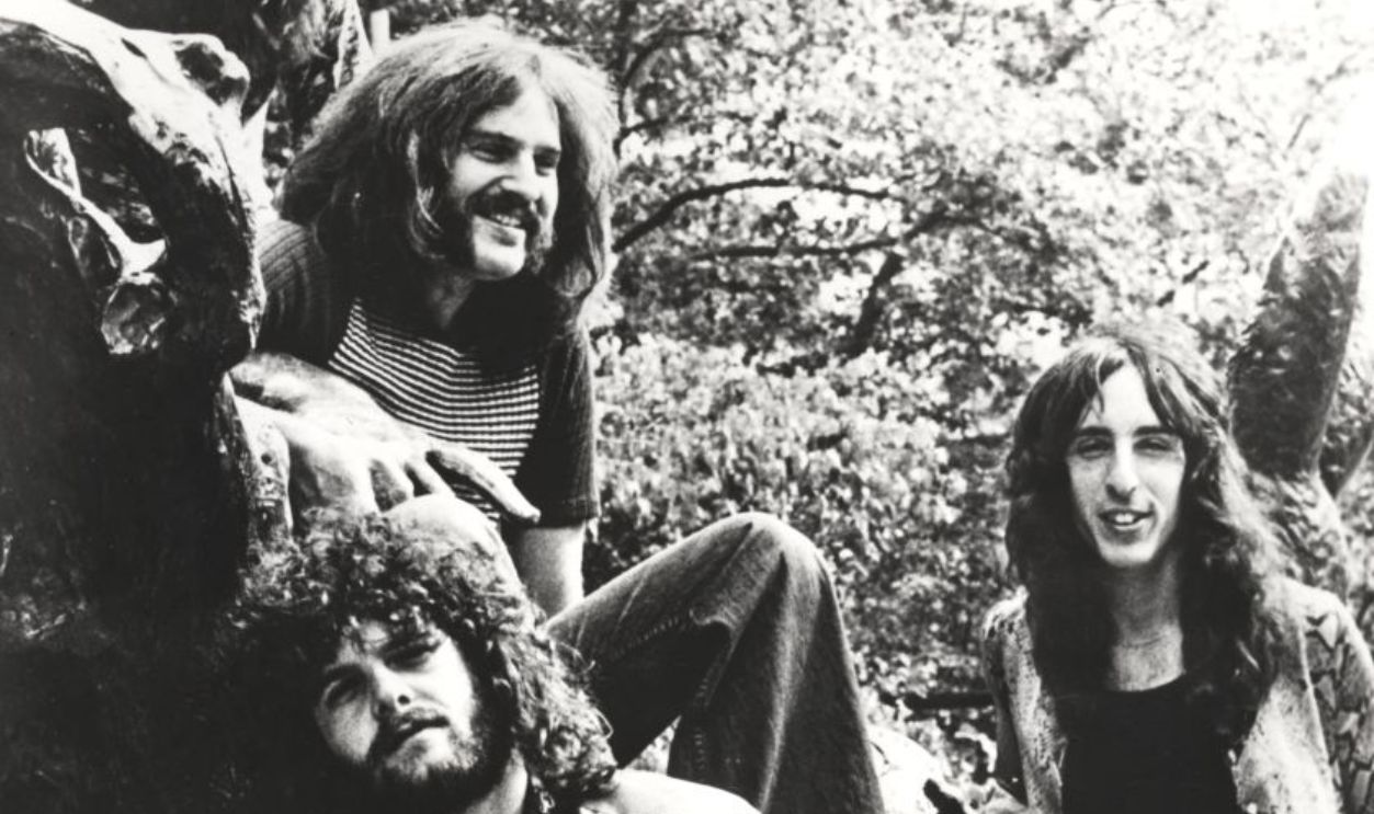 Photo of LOOKING GLASS American pop group, Looking Glass, circa 1972. (Photo by Gems/Redferns)