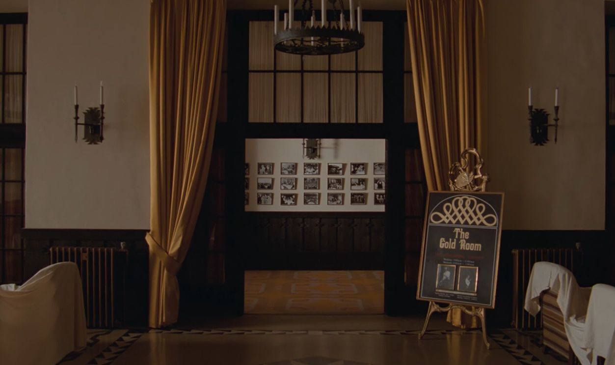 Screenshot from The Shining, Warner Bros. Pictures (1980)