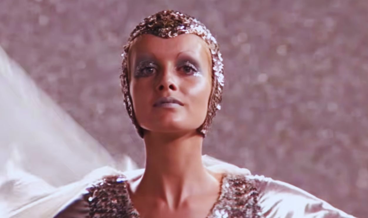 Screenshot from The Boy Friend (1971)