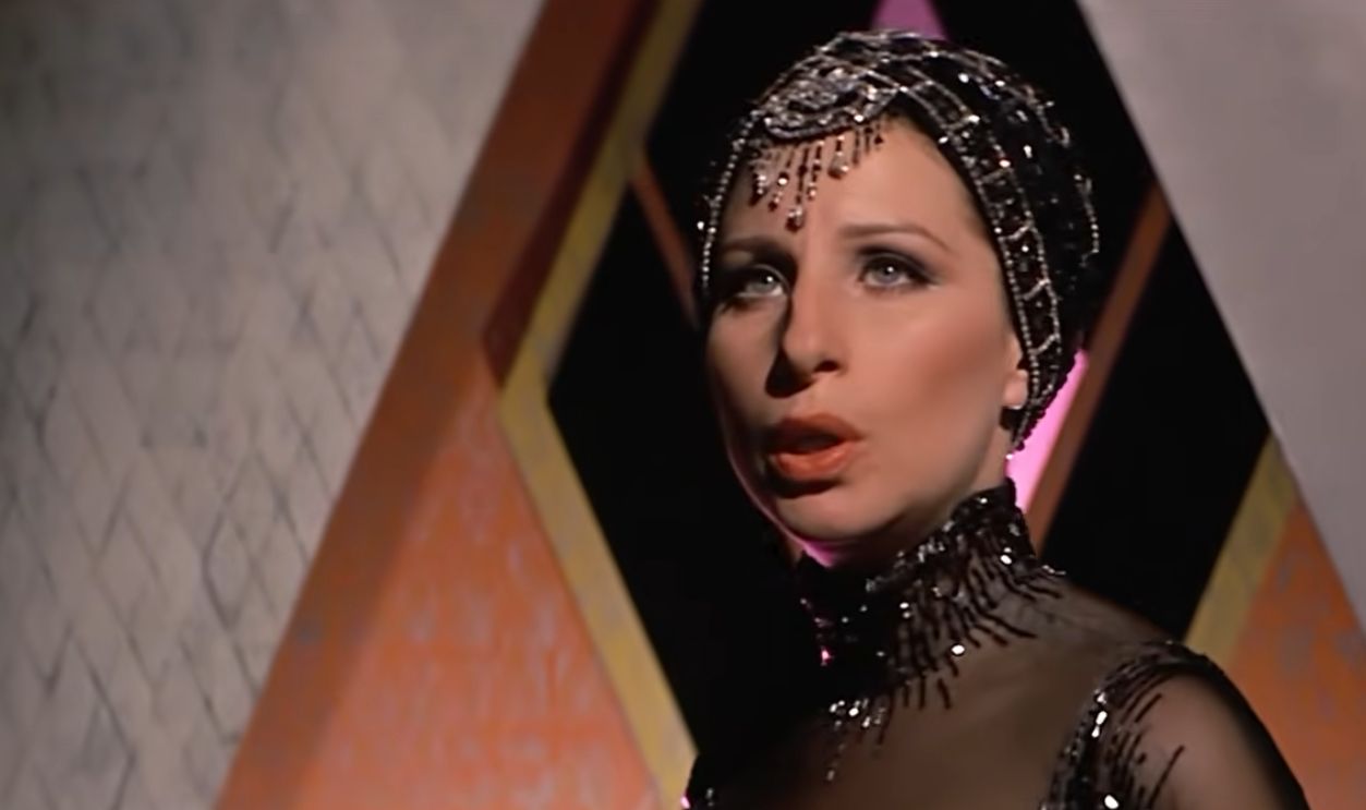 Screenshot from Funny Lady (1975)