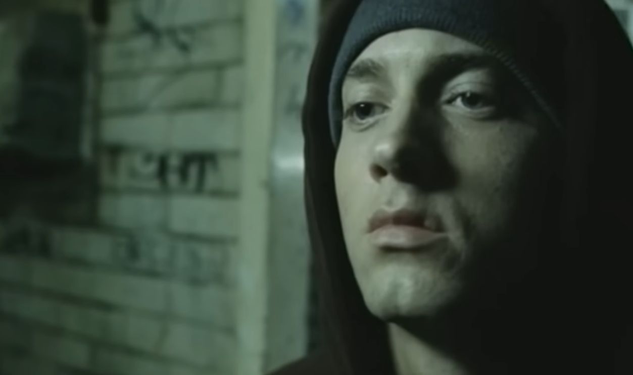 Screenshot from Lose Yourself (2002)