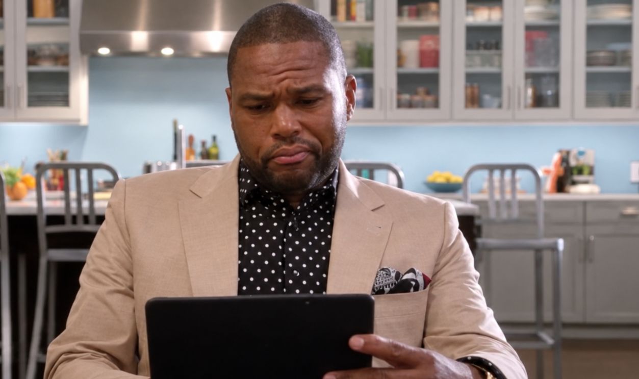 Screenshot from Black-ish (2014-2022)
