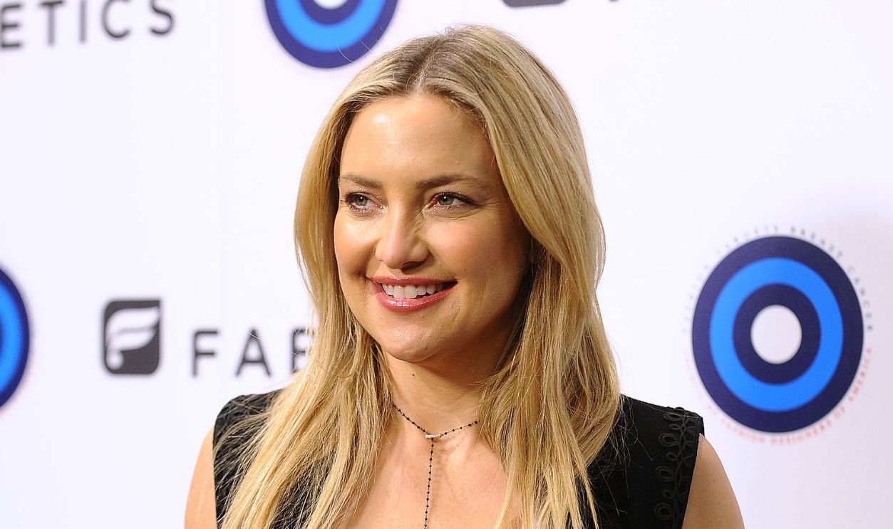 Actress Kate Hudson attends the CFDA and Fabletics event on October 11, 2016 in Los Angeles, California.
