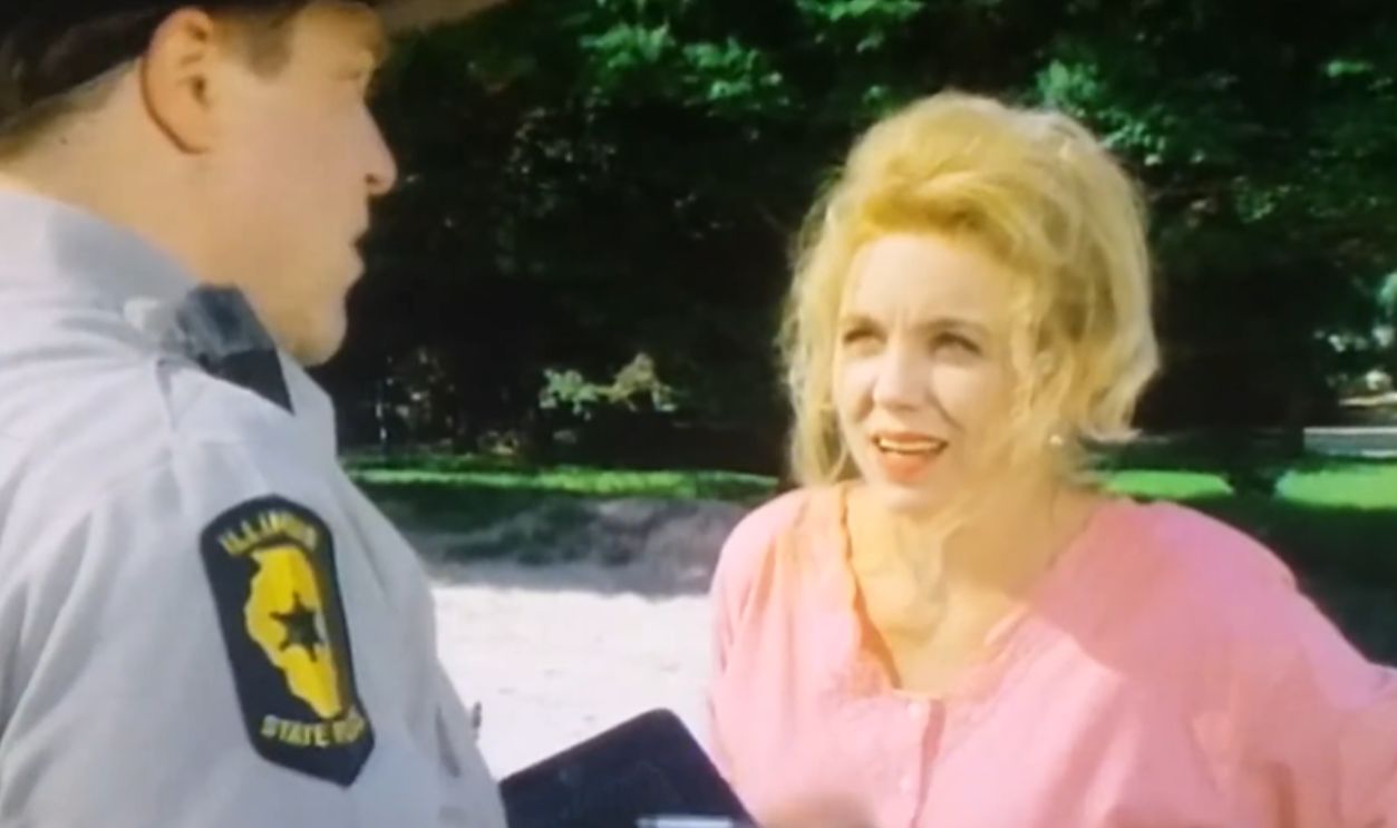Screenshot from Grace Under Fire (1993-1998)