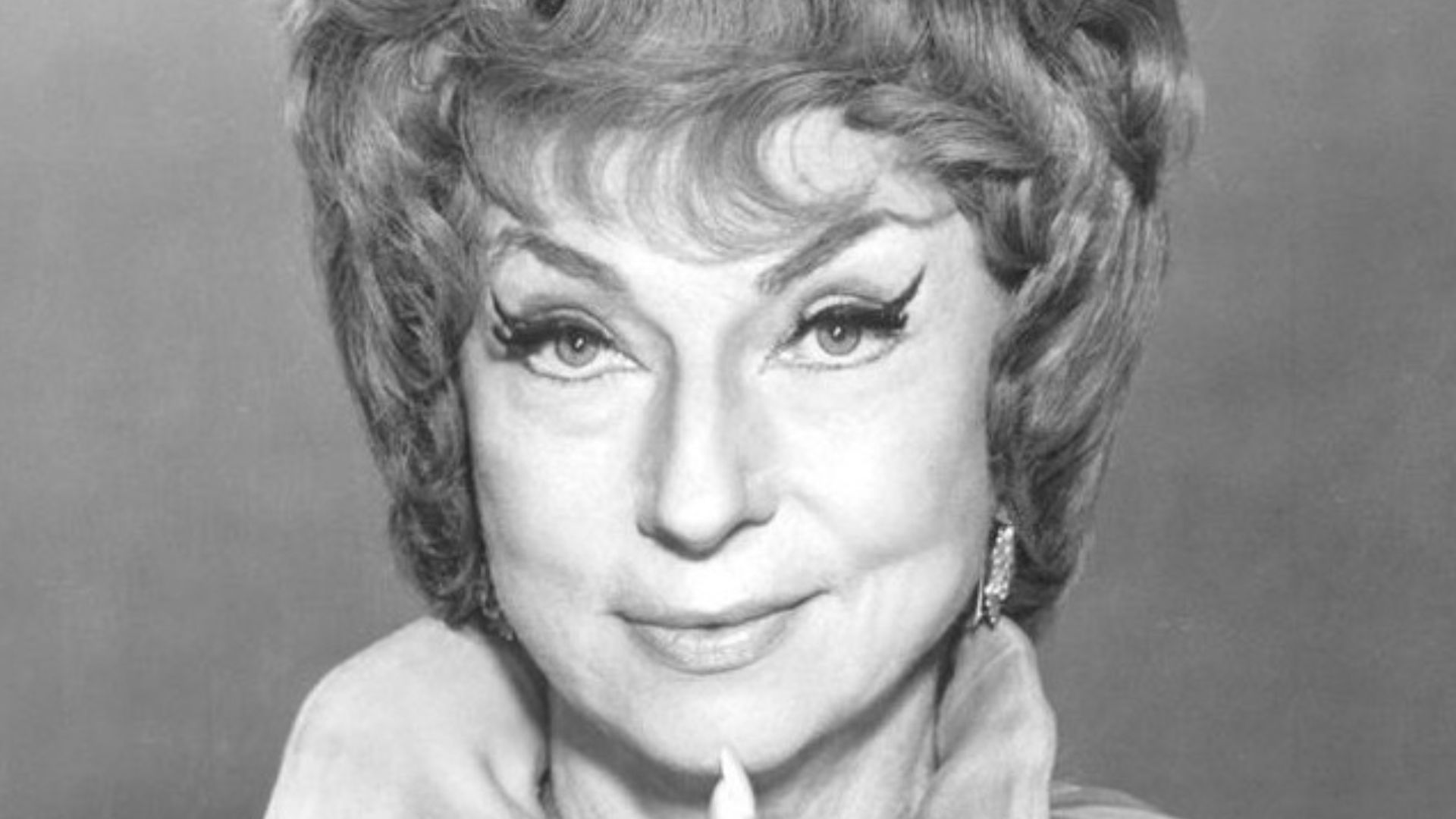 Publicity photo of Agnes Moorehead as Endora from the television program Bewitched.