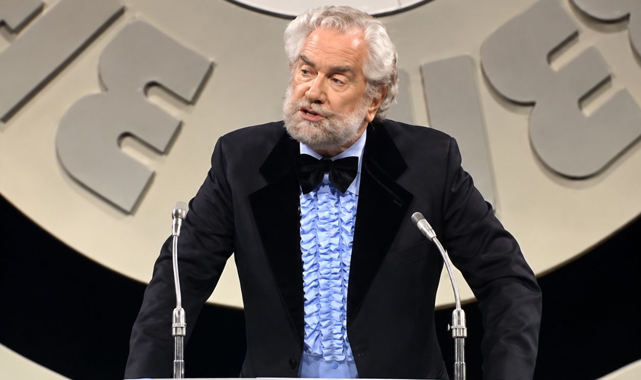 Screenshot from The Dean Martin Celebrity Roast, NBC (1974-1984), Enhanced 