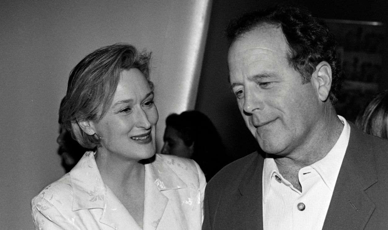 Meryl Streep and Don Gummer attend a party, celebrating a retrospective of Robert Rauschenberg's artwork, at the Guggenheim Museum in New York City on November 19, 1997.