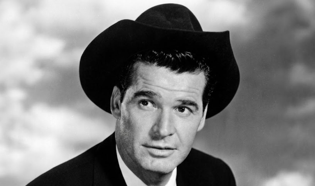 Photo of James Garner as Bret Maverick.
