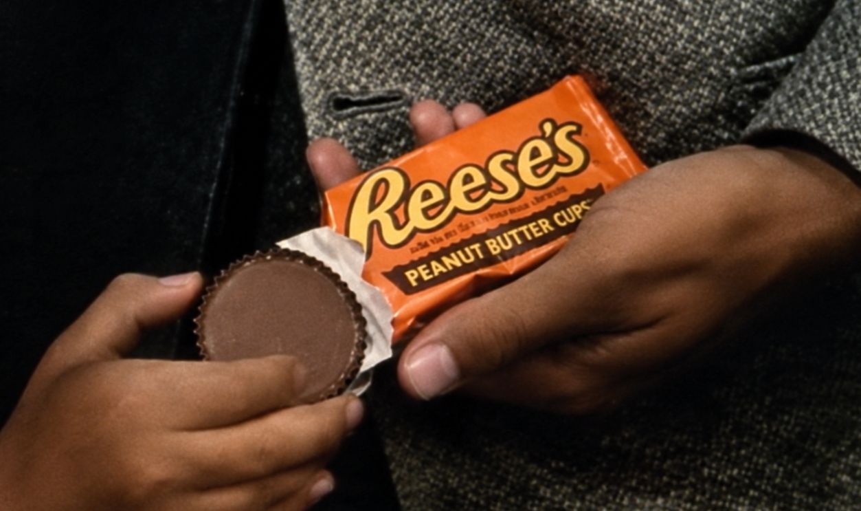 Screenshot from Reese's Peanut Butter Cups ‘Two Great Tastes Collide’ (1972)