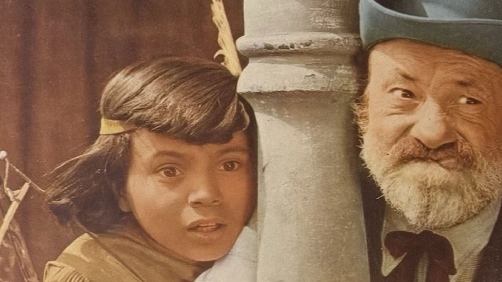 Robert Blake (children) & Emmett Lynn in Stagecoach to Denver - lobby card (cropped)