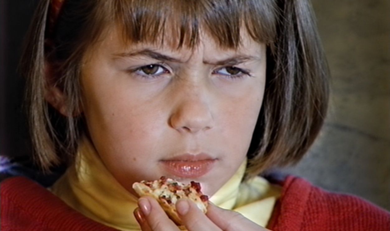 Screenshot from Bagel Bites — “Pizza in the Morning, Pizza in the Evening” (1990s)