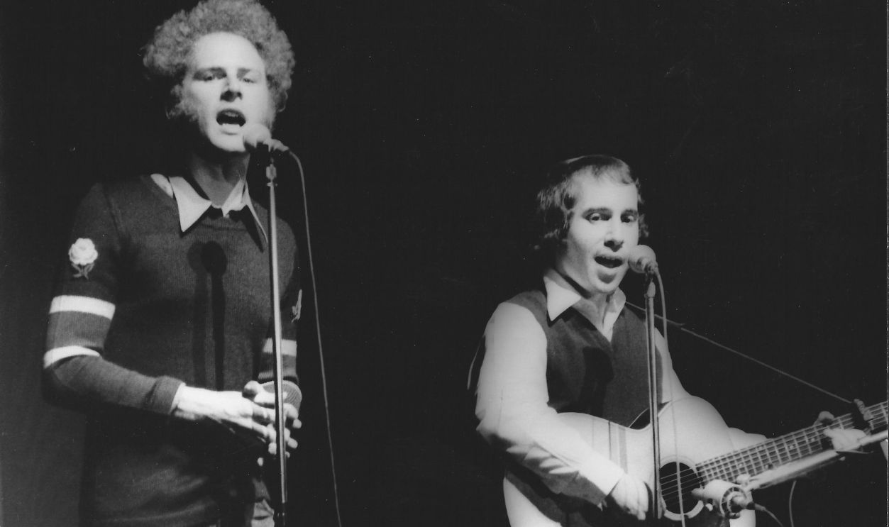 Simon and Garfunkel, duet of American singers-songwriters with Art Garfunkel and Paul Simon, during a concert, on May 3rd, 1970.
