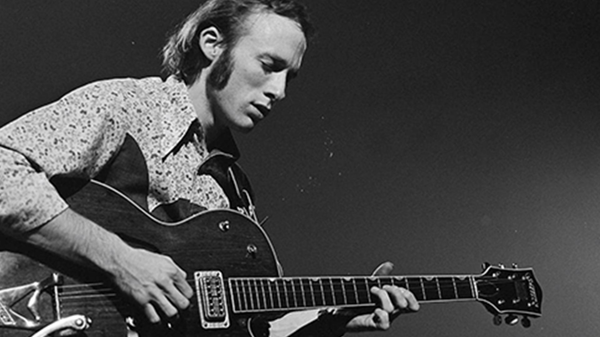 Stephen Stills (w. Manassas) performing in TV show TopPop (NL), Recorded 22 March 1972; broadcast 10 June 1972