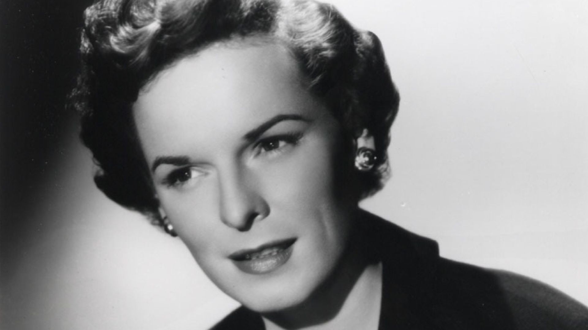 Promotional photograph of actor Mercedes McCambridge (1940s)