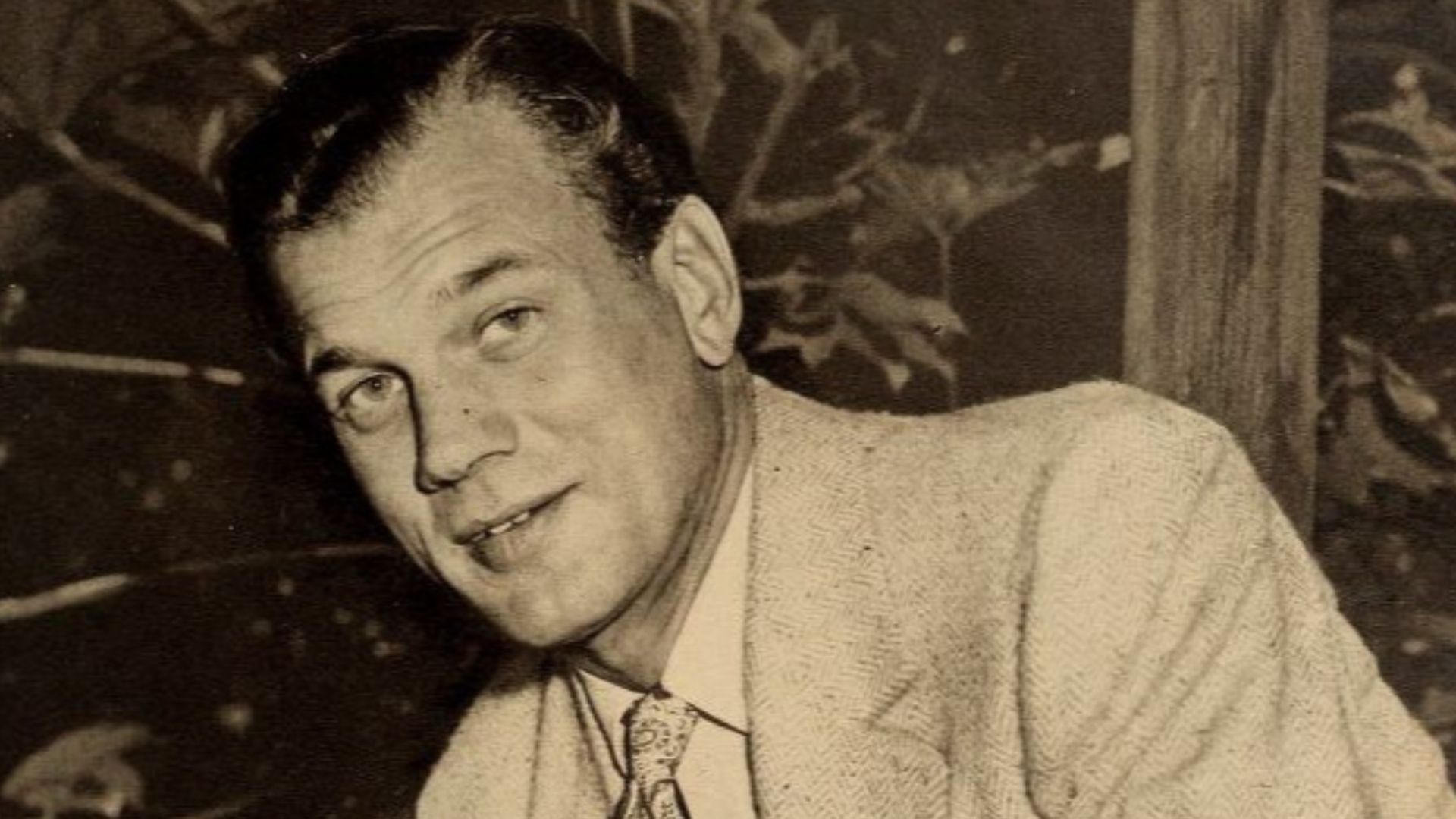 Joseph Cotten 1944
