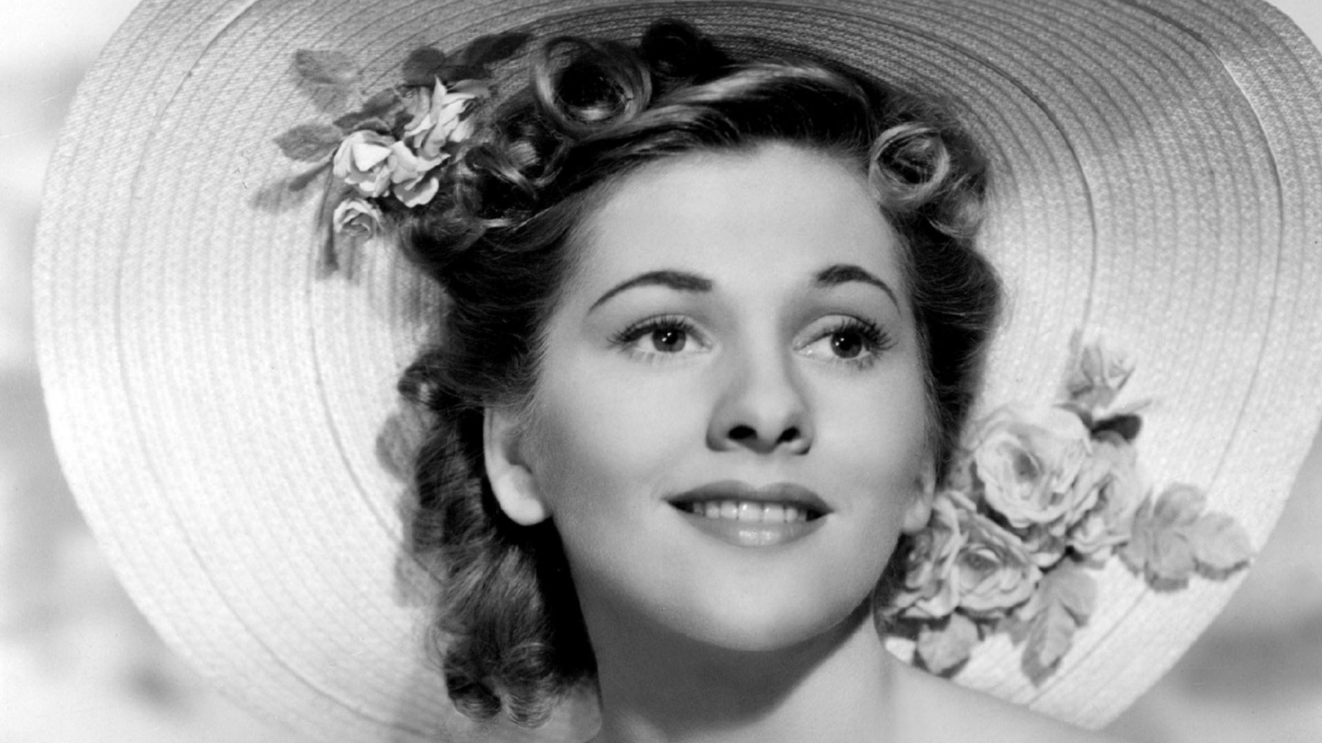 Photo of Joan Fontaine in the 1940 film Rebecca.