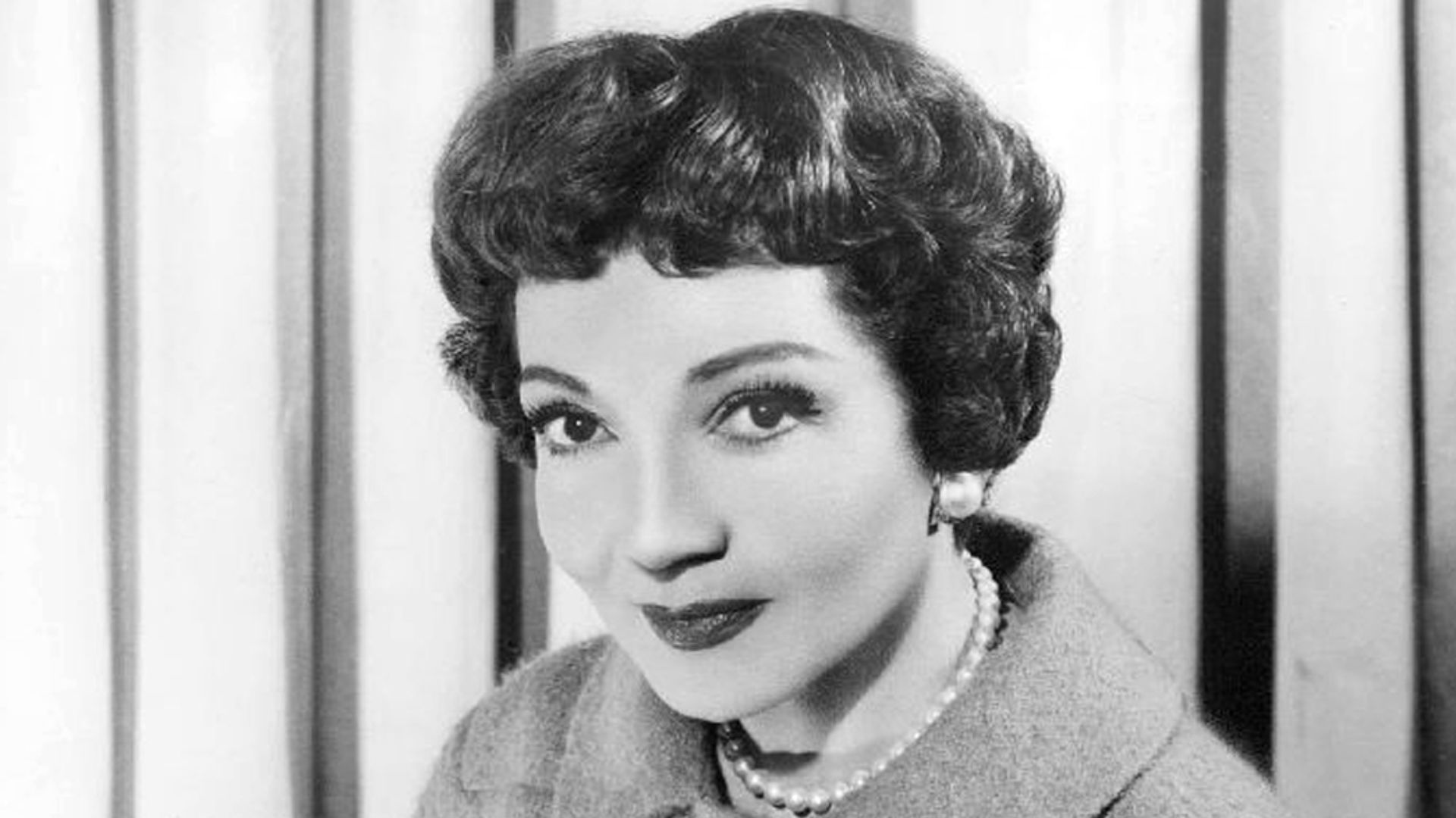 Publicity photo of Claudette Colbert for CBS TV program