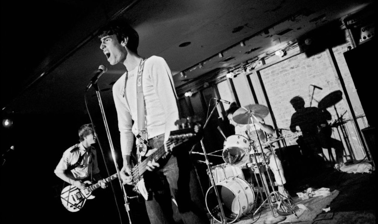 Brothers Chip and Tony Kinman of the punk band Dils played it short and fast. 1977 