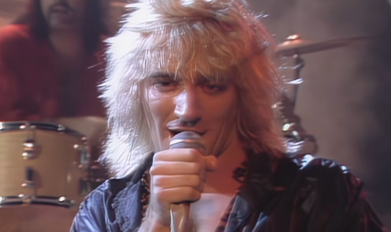 Screenshot from Da Ya Think I'm Sexy? (1978)