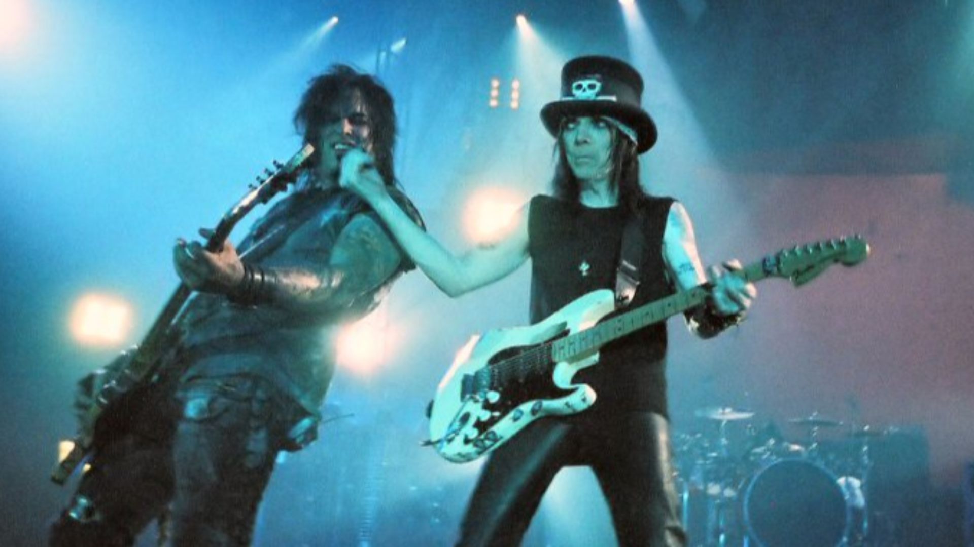 Mötley Crüe Nikki Sixx and Mick Mars of Mötley Crüe - SECC, Glasgow Scotland. 14 June 2005