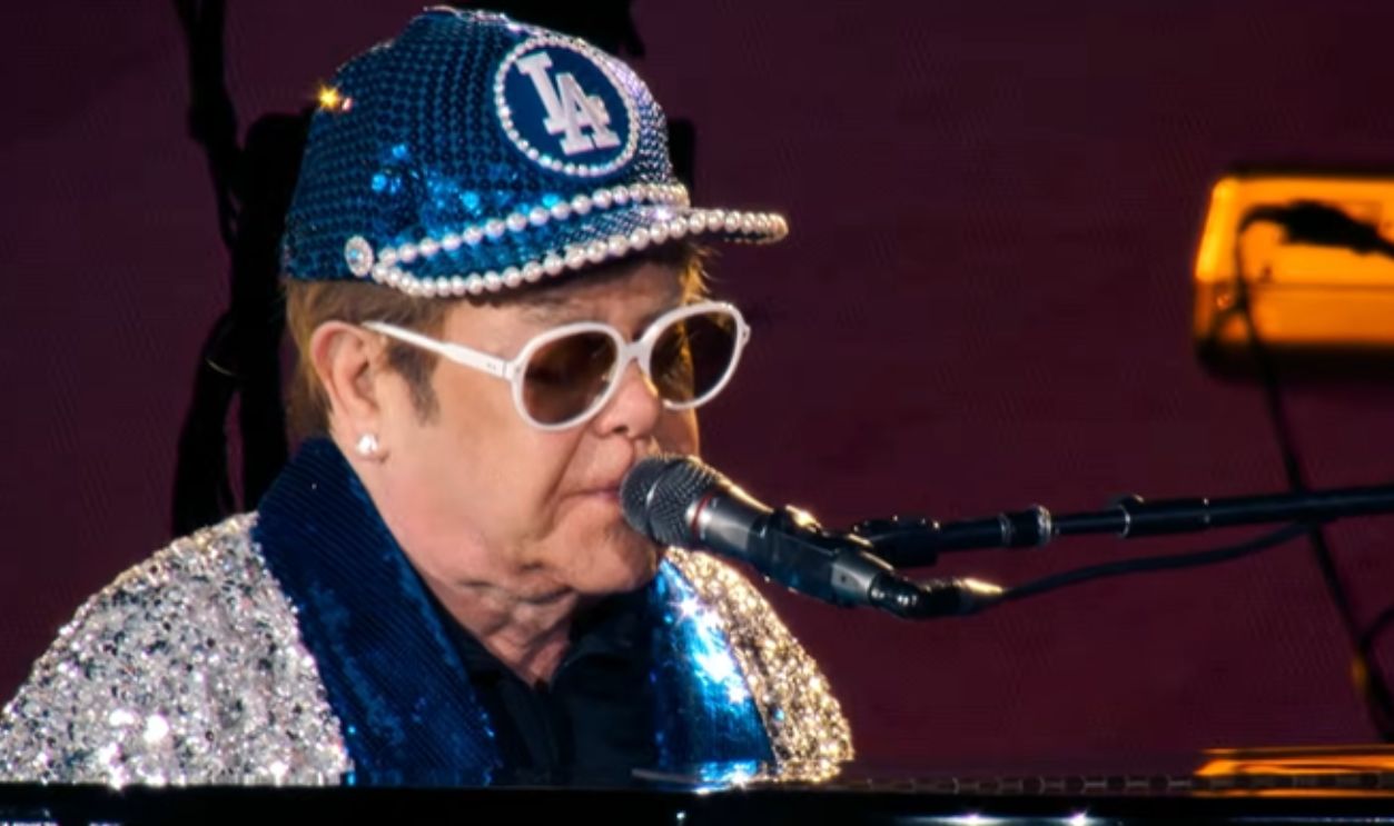 Screenshot from Goodbye Yellow Brick Road (1973)