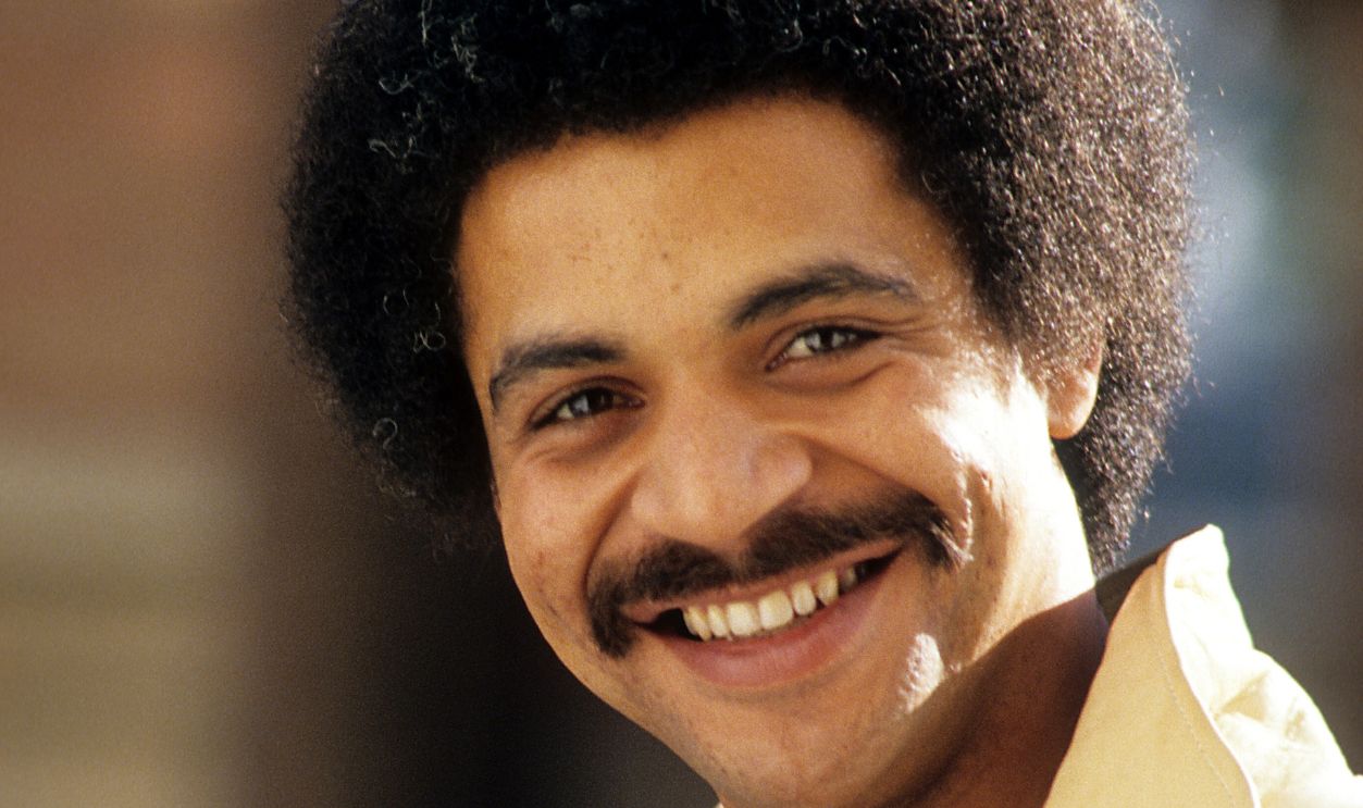 Actor Ron Glass poses for a portrait in circa 1977. 