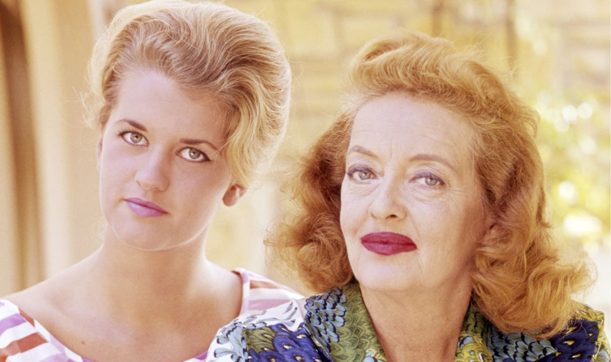Bette Davis And Daughter 166979057
