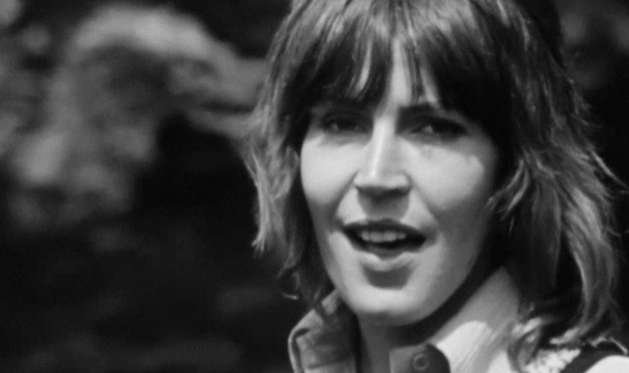 Screenshot from I Am Woman (1972)