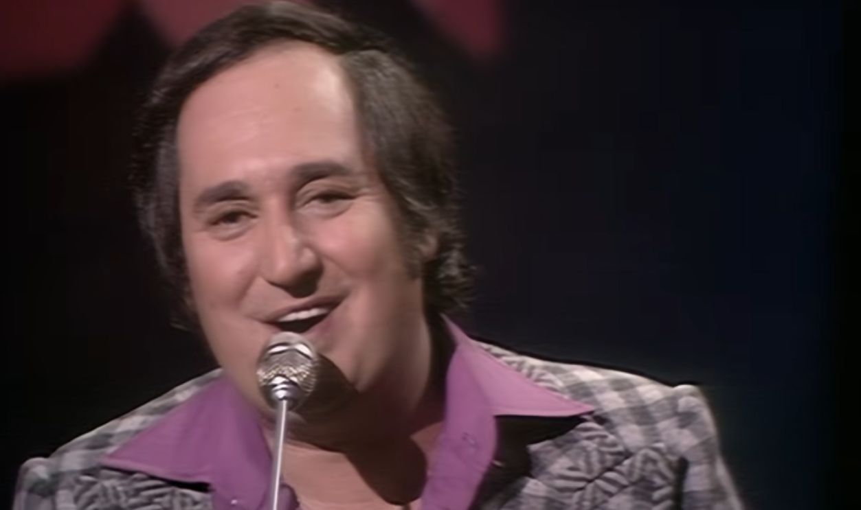Screenshot from Laughter in the Rain (1974)