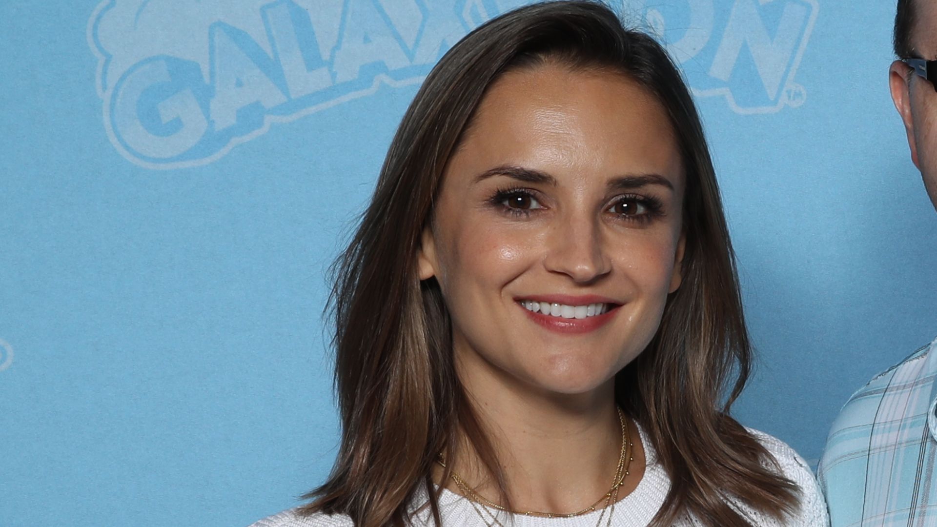 File:Rachael Leigh Cook Photo Op GalaxyCon Raleigh 2019.jpg