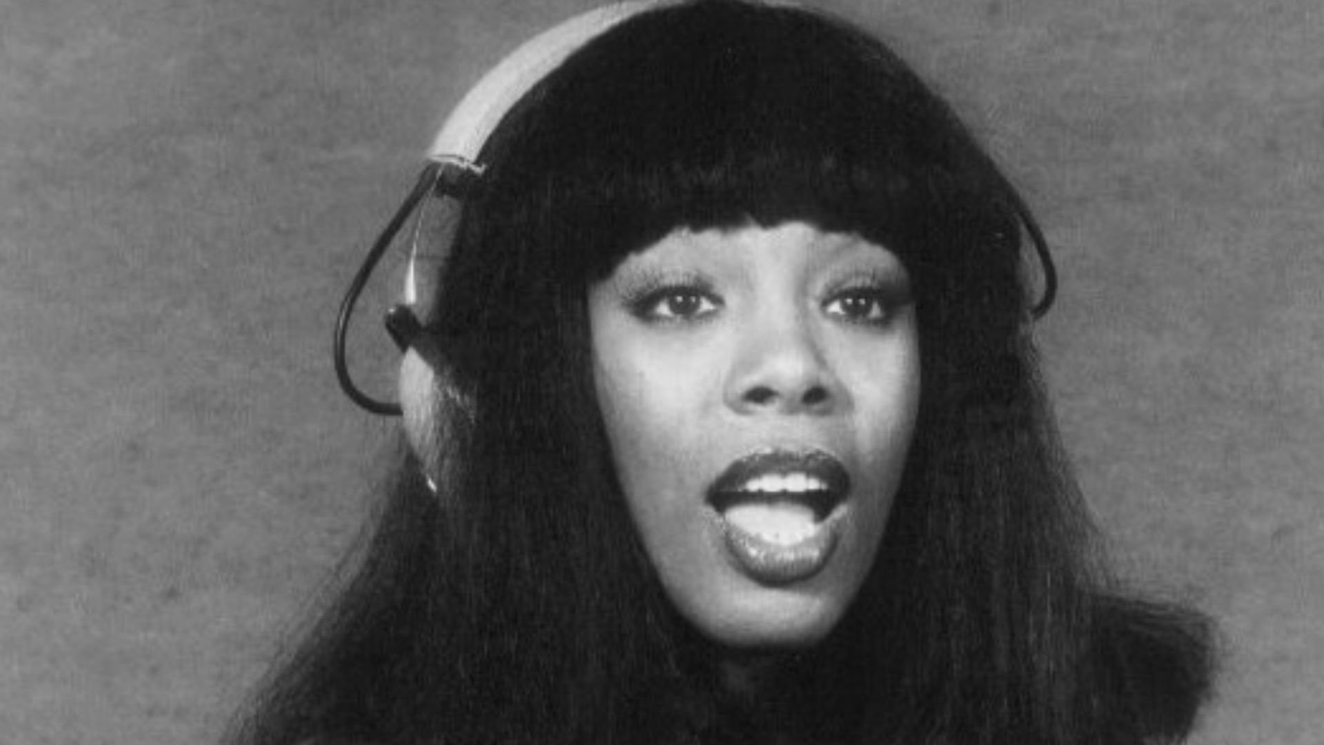 File:Donna Summer 1977.JPG