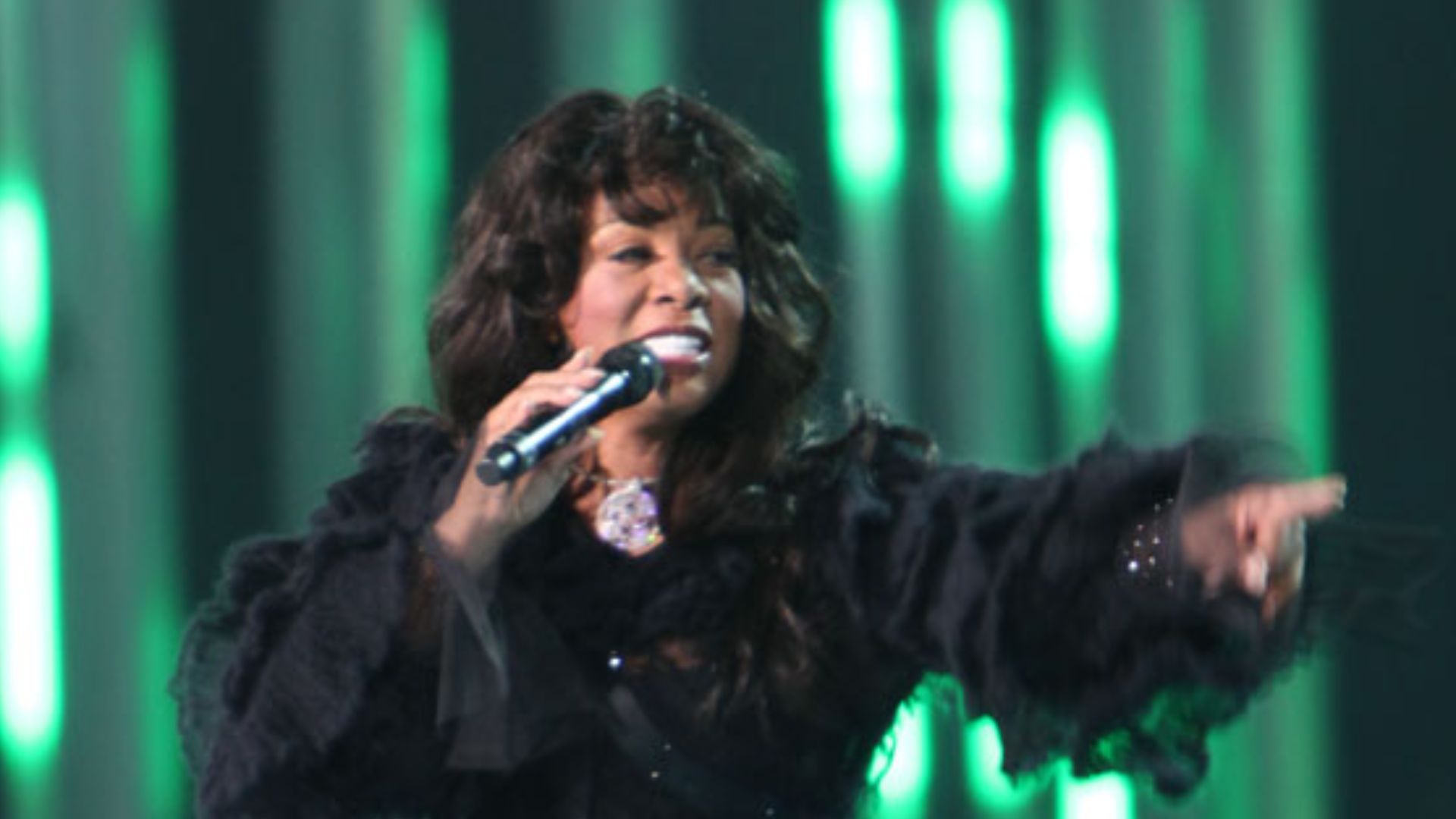 File:Nobel Peace Price Concert 2009 Donna Summer2.jpg
