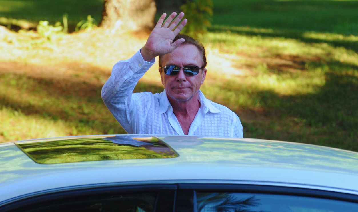 Gettyimages  - 2074379565, Albany Times Union Celebrity David Cassidy waves to the media as he enters Town Court on Wednesday Sept. 3, 2014 in Schodack, N.Y.