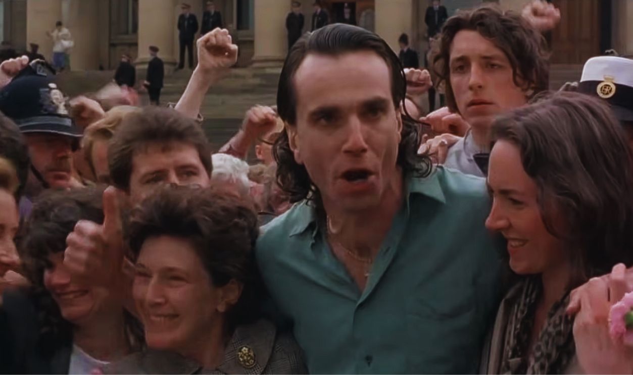 Screenshot from In the Name of the Father (1993)