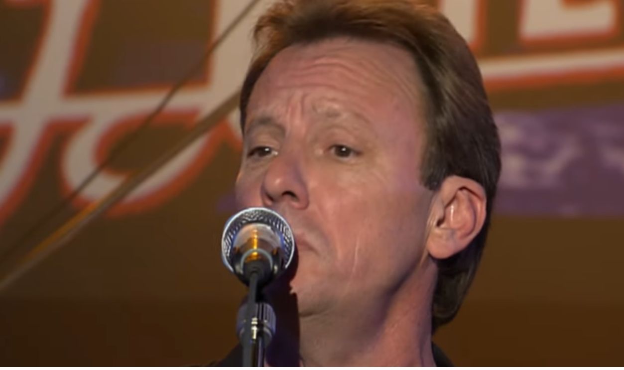 Screenshot from Ventura Highway, Warner Bros. Records (1972)