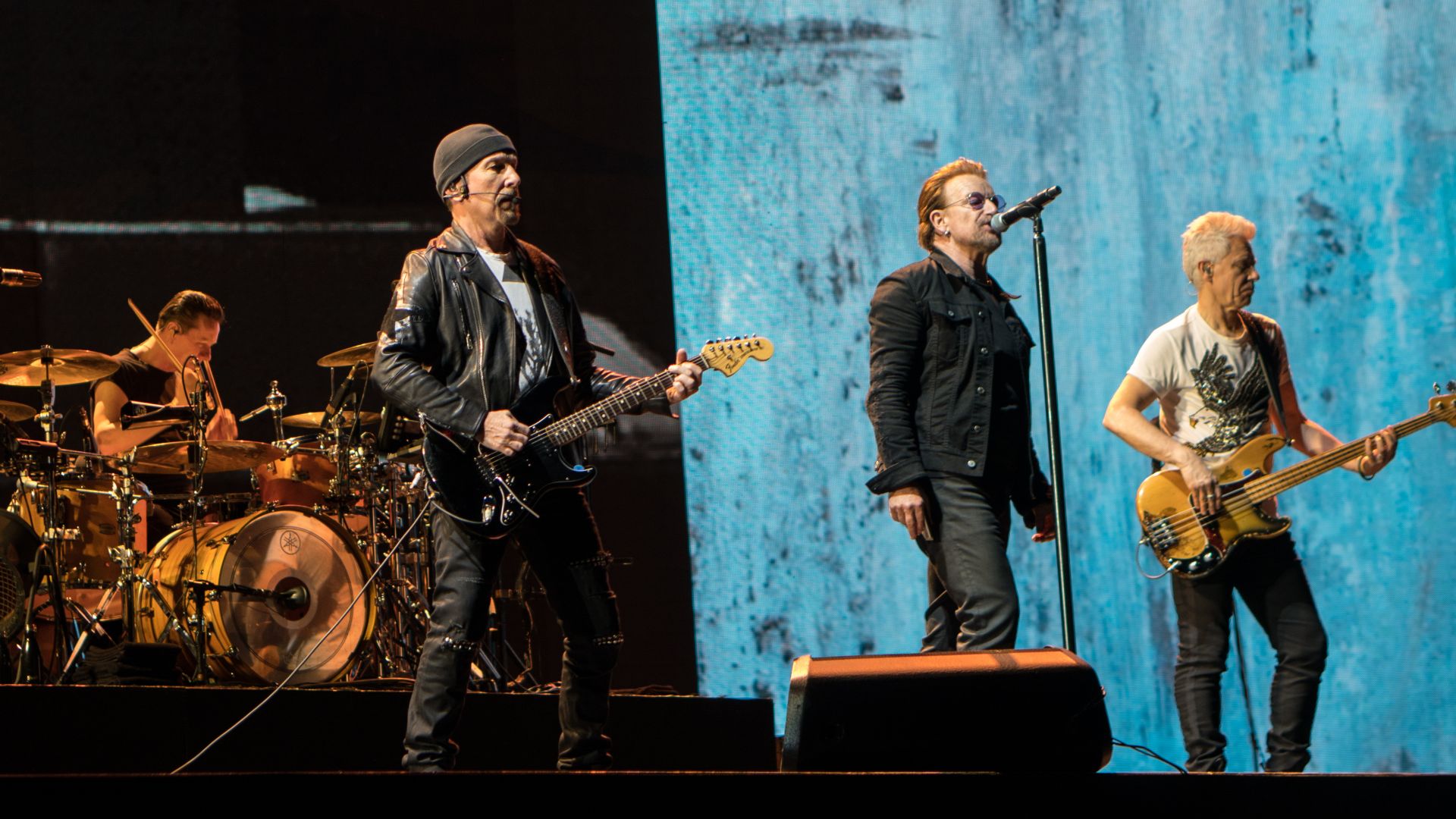 File:U2 on Joshua Tree Tour 2017 Brussels 8-1-17.jpg